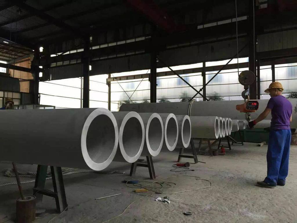 大口徑厚壁不銹鋼管.jpg 大口徑厚壁不銹鋼管.jpg